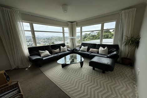 Photo of property in 143 Townsend Road, Miramar, Wellington, 6022