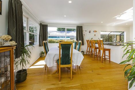Photo of property in 69 Beach Road, Pahurehure, Papakura, 2113