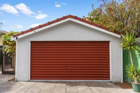 Photo of property in 2/2 Colenso Street, Sumner, Christchurch, 8081