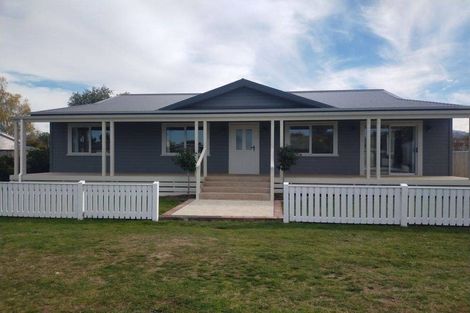 Photo of property in 8 Augustus Street, Carterton, 5713