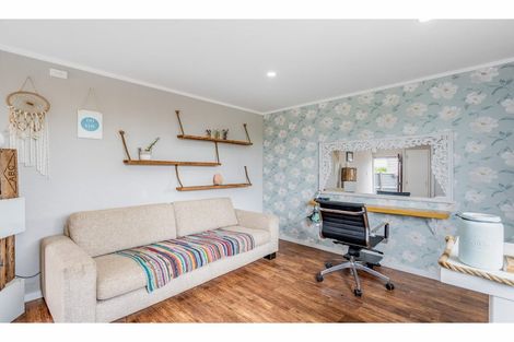 Photo of property in 10 Whitelaw Road, Waianiwa, Invercargill, 9874