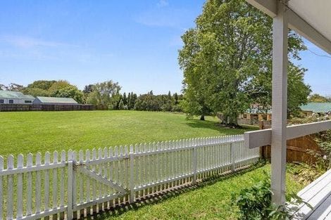 Photo of property in 10 Taksan Place, Pukete, Hamilton, 3200