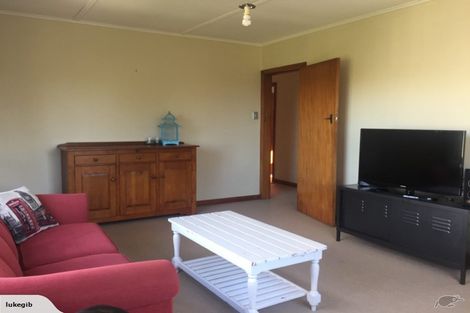 Photo of property in 25 Hori Street, Vogeltown, New Plymouth, 4310