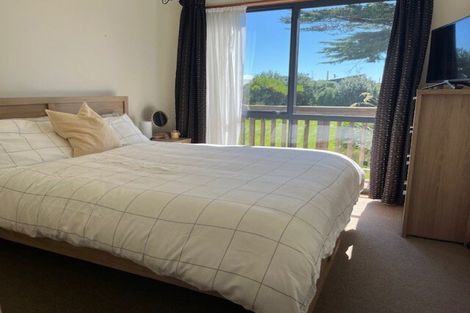 Photo of property in 7 Via Aroha, Waitarere Beach, Levin, 5510