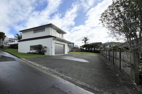 Photo of property in 10 Parkside Road, West Harbour, Auckland, 0618