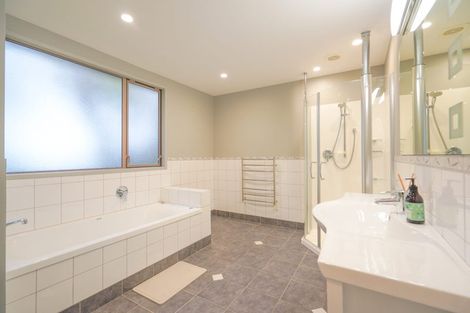 Photo of property in 9 Knight Avenue, Paraparaumu Beach, Paraparaumu, 5032