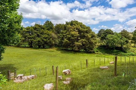 Photo of property in 196 Tomarata Valley Road, Wellsford, 0974