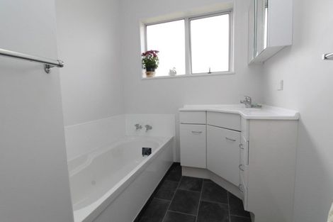 Photo of property in 73 North Street, Mokau, 4376