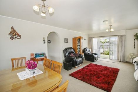 Photo of property in 131a Mangorei Road, Merrilands, New Plymouth, 4312