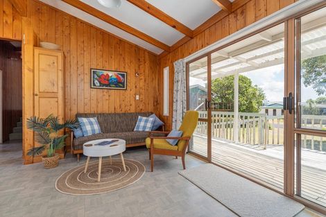 Photo of property in 45 Oyster Drive, Cooks Beach, Whitianga, 3591