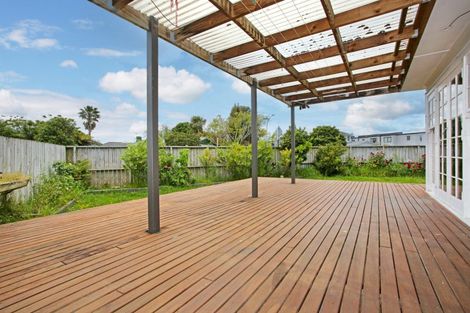 Photo of property in 1/1 Cooper Place, Papakura, 2110