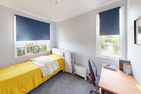 Photo of property in 42 Ruapehu Street, Castlecliff, Whanganui, 4501