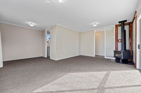 Photo of property in 16 Te Takinga Street, Turangi, 3334