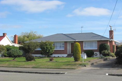 Photo of property in 12 Studholme Street, Waimate, 7924