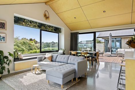 Photo of property in 71 Victory Drive, Wharewaka, Taupo, 3330