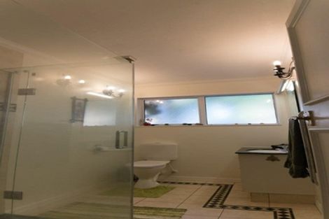 Photo of property in 1 Churton Drive, Churton Park, Wellington, 6037