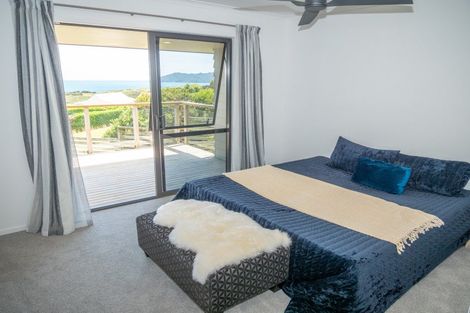 Photo of property in 20 Eagles Way, Cable Bay, 0420
