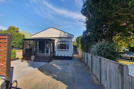 Photo of property in 14 Golf Road, Manor Park, Lower Hutt, 5019