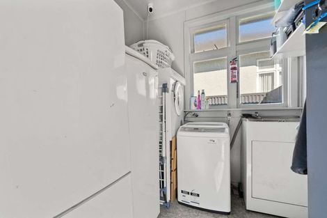 Photo of property in 14 Mersey Street, South Hill, Oamaru, 9400