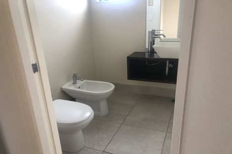 Photo of property in 9 Okura River Road, Okura, Albany, 0792