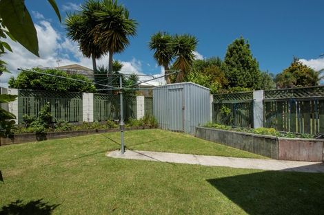Photo of property in 15 Lorna Place, Brookfield, Tauranga, 3110