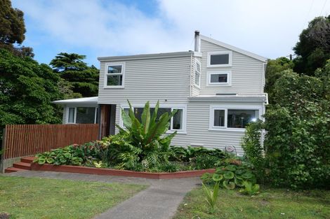Photo of property in 57 Tilley Road, Paekakariki, 5034
