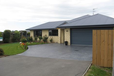 Photo of property in 55 Douglas Road, Amberley, 7410