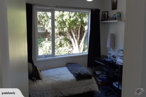 Photo of property in 82 Townsend Road, Miramar, Wellington, 6022