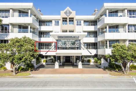 Photo of property in Anchorage Apartments, 210/36 Victoria Road, Mount Maunganui, 3116