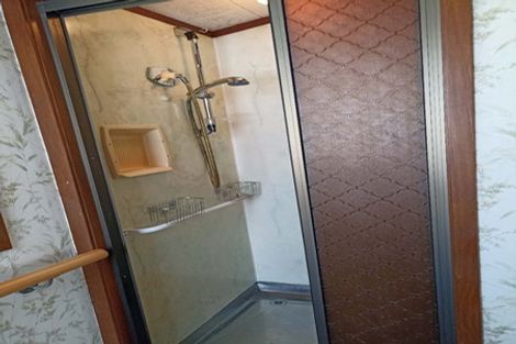 Photo of property in 21 Melandra Road, Stanmore Bay, Whangaparaoa, 0932