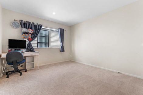 Photo of property in 42 Lime Hill Rise, Flat Bush, Auckland, 2019