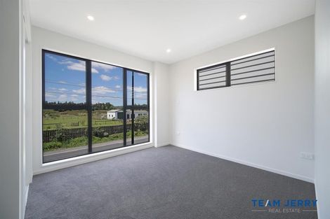 Photo of property in 30 Survila Street, Papakura, 2110