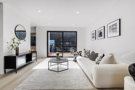 Photo of property in 12a Rewi Street, Torbay, Auckland, 0630