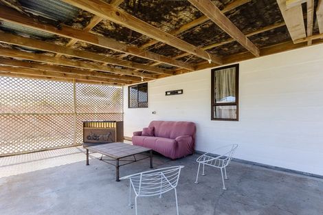 Photo of property in 11 Atua Street, Waikanae Beach, Waikanae, 5036