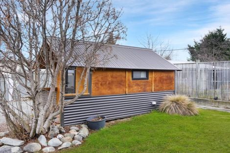 Photo of property in 18 Simons Street, Twizel, 7901