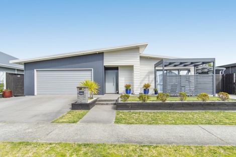 Photo of property in 42 Nautilus Drive, Papamoa Beach, Papamoa, 3118