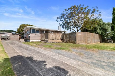 Photo of property in 229 Chartwell Avenue, Whangamata, 3620