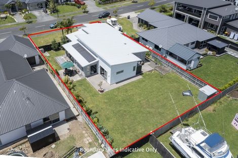 Photo of property in 8 Defender Crescent, Beachlands, Auckland, 2018