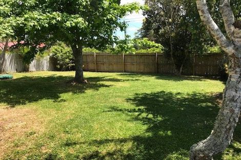 Photo of property in 39 Vera Road, Te Atatu South, Auckland, 0610