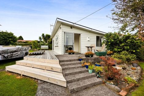 Photo of property in 29 Ngapapa Street, Urenui, 4375