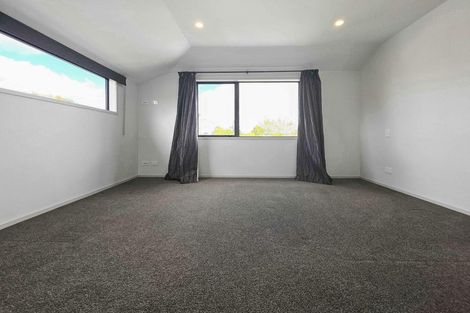 Photo of property in 55a Larnoch Road, Henderson, Auckland, 0610
