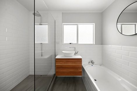 Photo of property in 5 Brookbank Place, Glenview, Hamilton, 3206