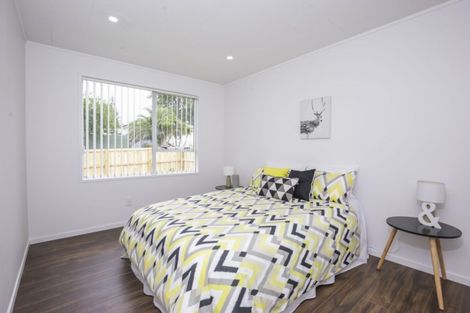 Photo of property in 8 Libra Street, Glen Eden, Auckland, 0602