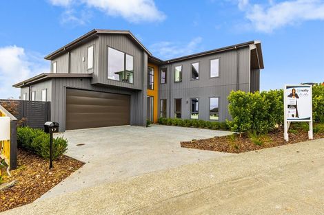 Photo of property in 17 Arawaru Avenue, Wainui, 0992