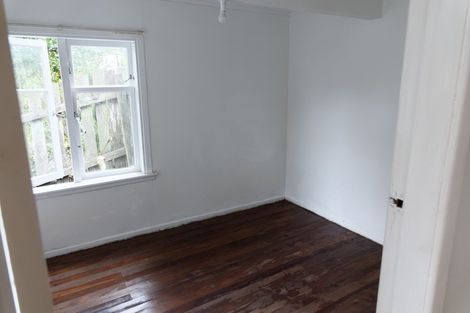 Photo of property in 47a Matai Road, Stanmore Bay, Whangaparaoa, 0932