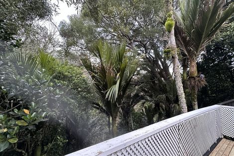 Photo of property in 4 Hiwihau Place, Glenfield, Auckland, 0629