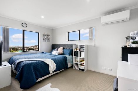 Photo of property in 34 Amaretto Avenue, Flat Bush, Auckland, 2019