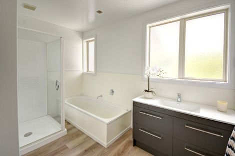 Photo of property in 5 Main Road South, East Taieri, Mosgiel, 9024