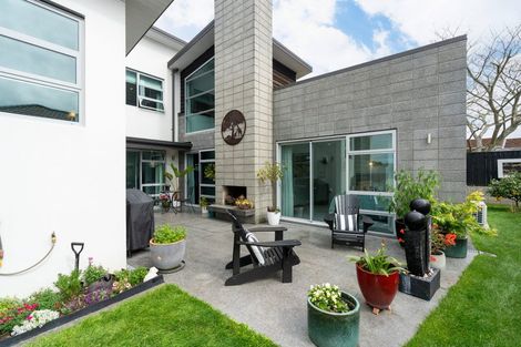 Photo of property in 8 Ruru Place, Levin, 5510