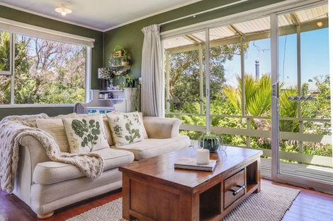 Photo of property in 7 Irishtown Road, Kuaotunu, Whitianga, 3592